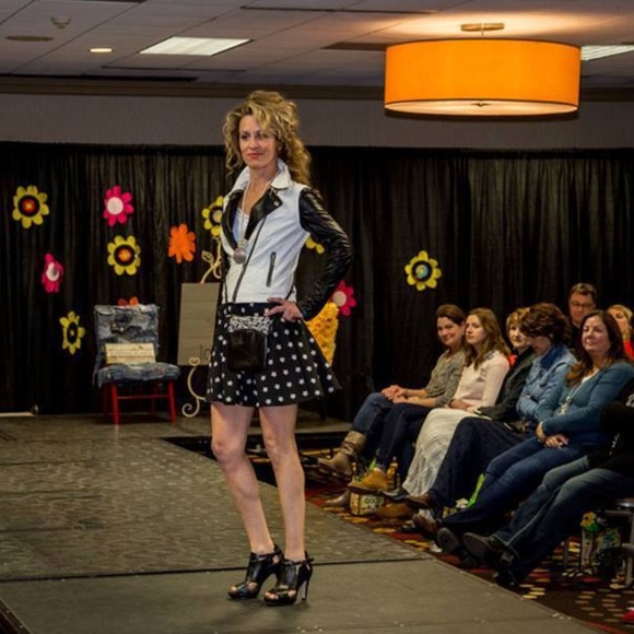 Meet your Posher, Jean - Picture 8 of 8